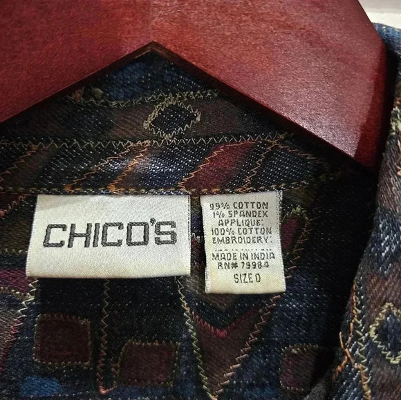 Chico's Boho Southwestern Embroidered Denim Trucker Jacket Size 0 (Sm) - Picture 3 of 6